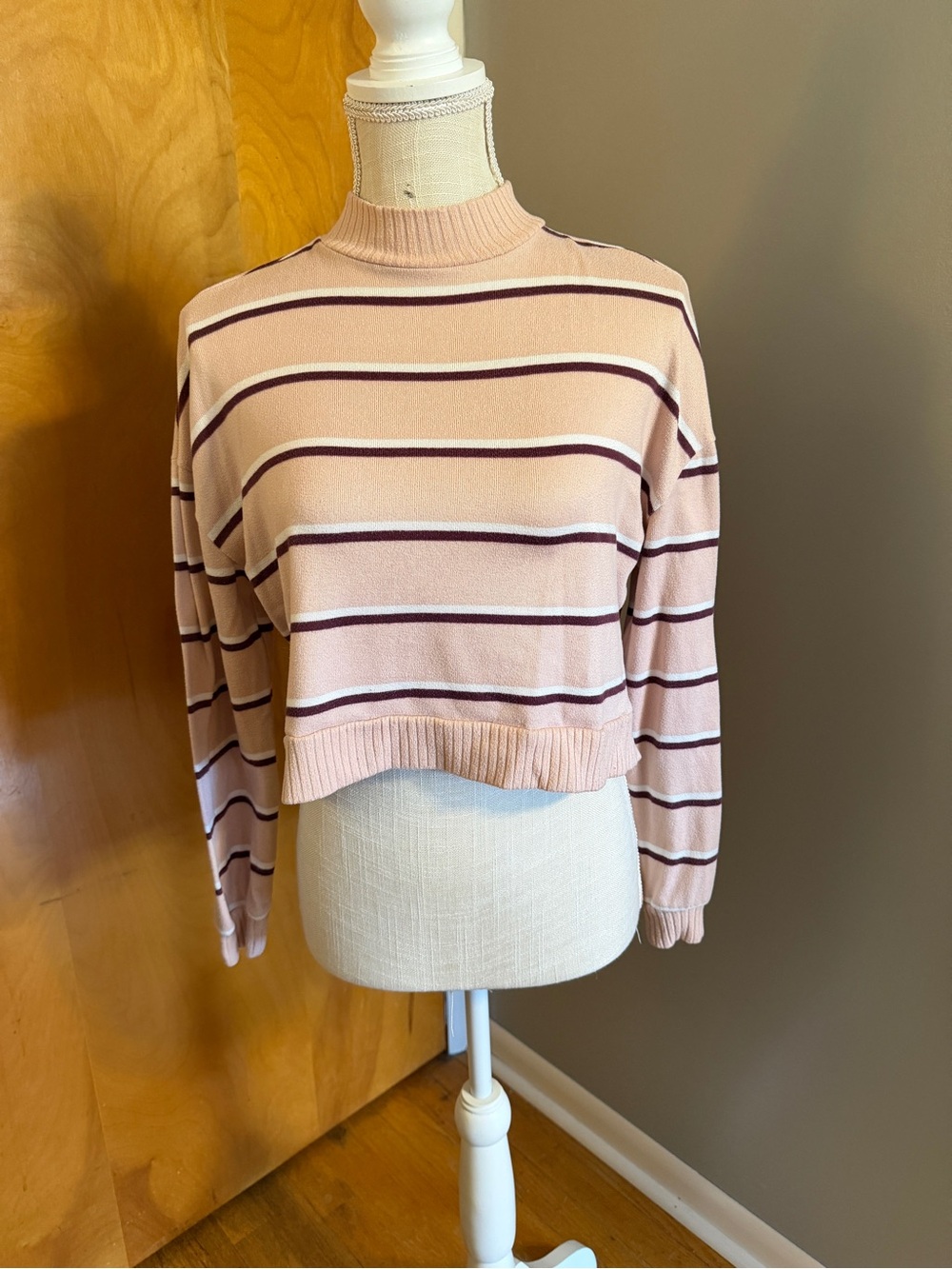 SO Crop Turtleneck Sweater